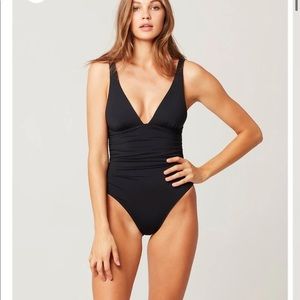 BNWT L’Space Sydney Black Ruched One Piece Swimsuit size 8